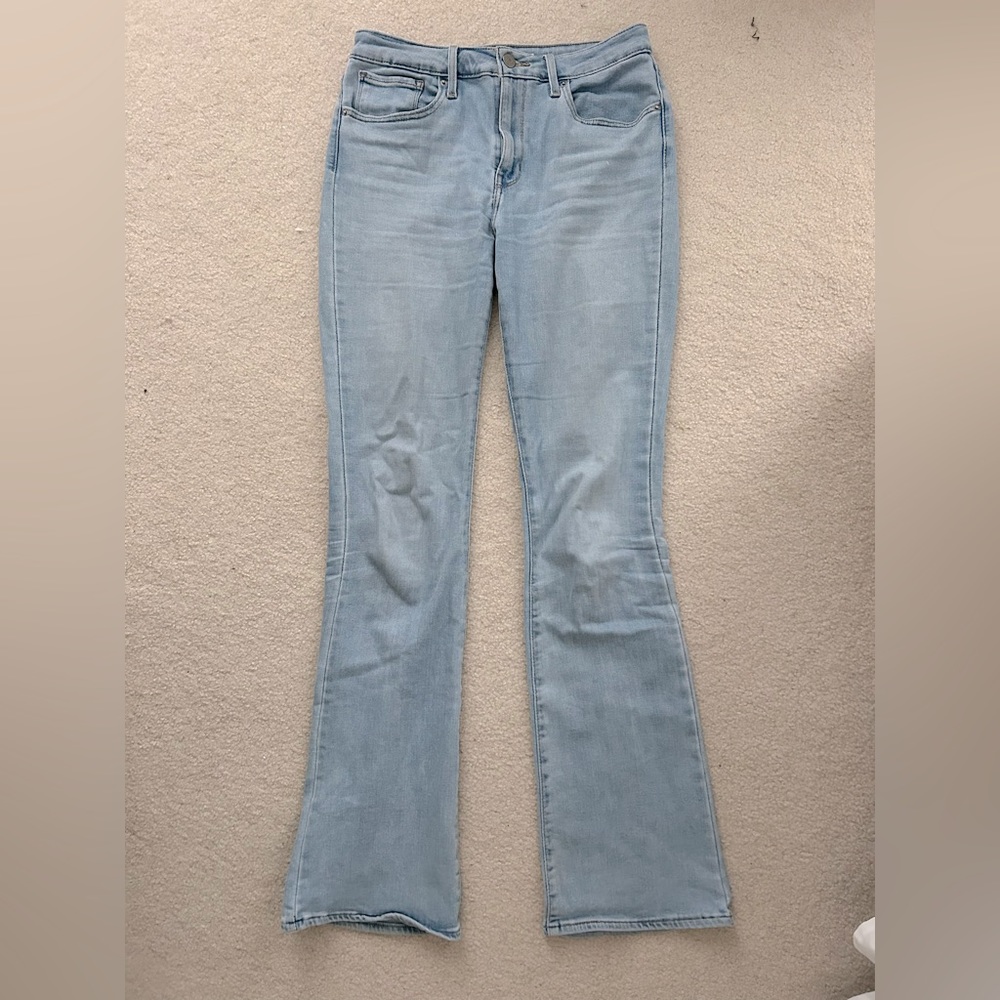 Levi 725 High Rise Bootxyt Jeans